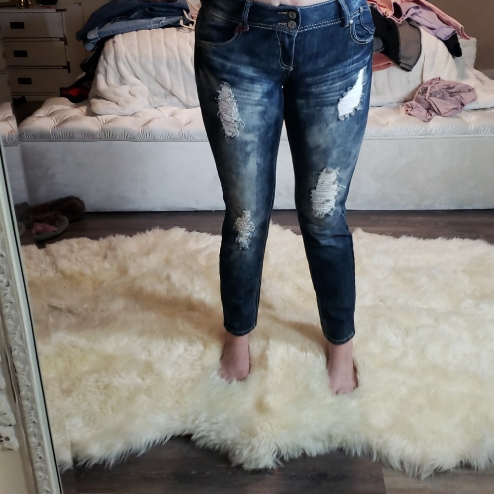 Almost famous premium size 9